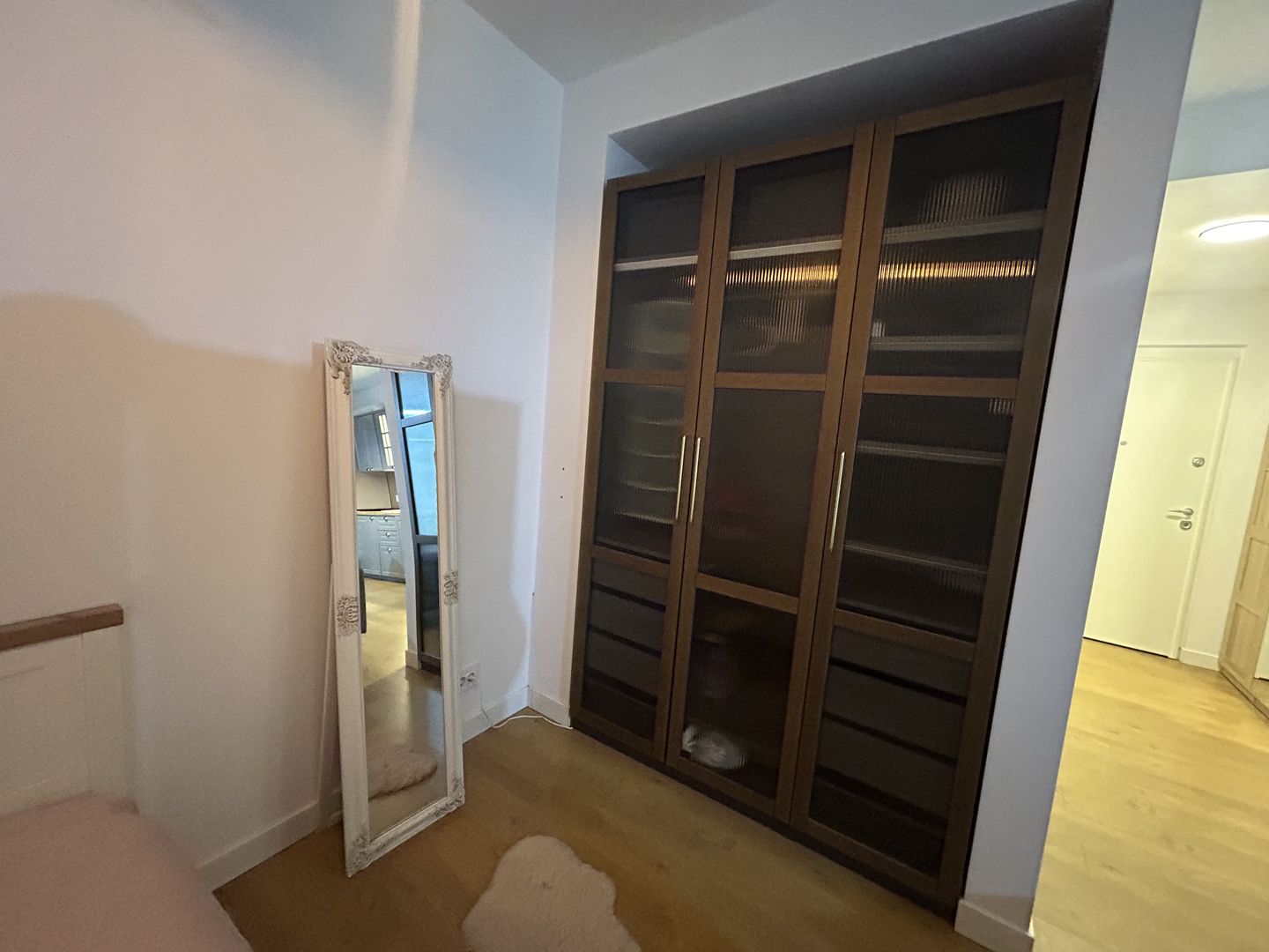 Studio Lux Bulevardul Pipera cu Grădină Proprie - Poză 3