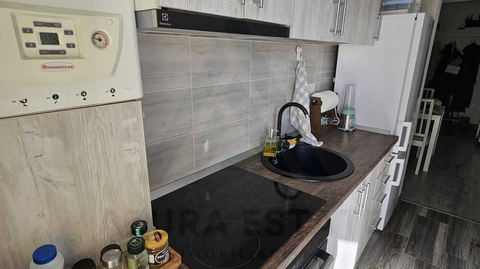 Studio dormitor separat etaj 2 cu parcare privata in Arhitectilor - Poză 10