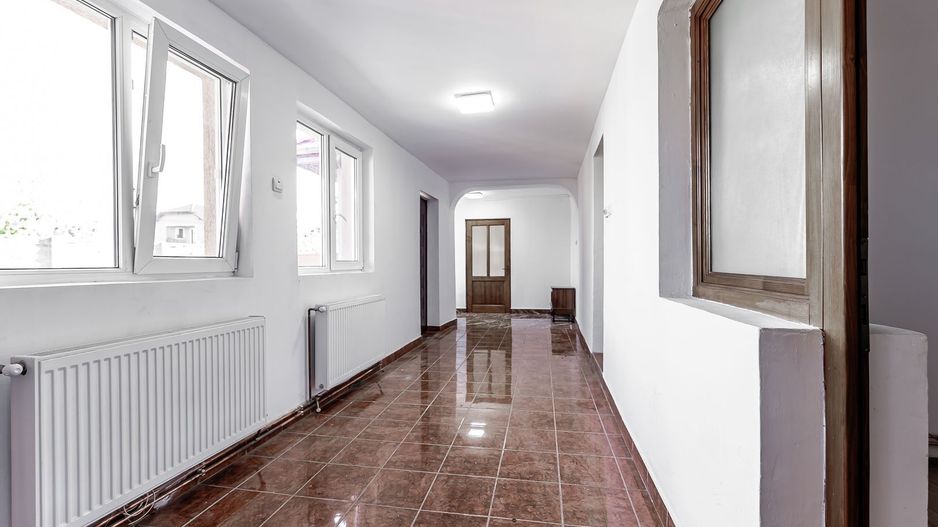 Casă 4 Camere - Sanleani - la 8 km de Arad - COMISION 0% - Poză 3