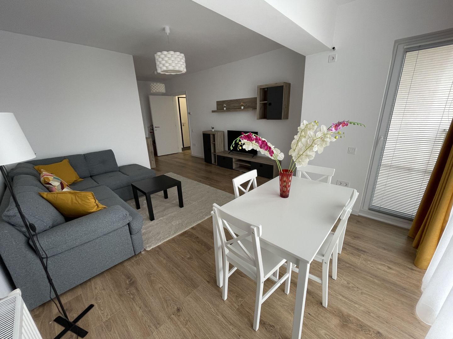 2 Camere PARCARE Boxa Metrou Lujerului apartament Prea Luminos an 2023 - Poză 3