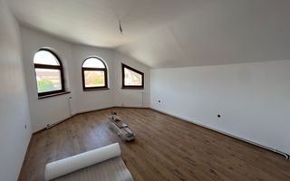 De vanzare casa renovata- 2 cladiri- Zona Moldoveanu-- 400 mp utili - Poză 13