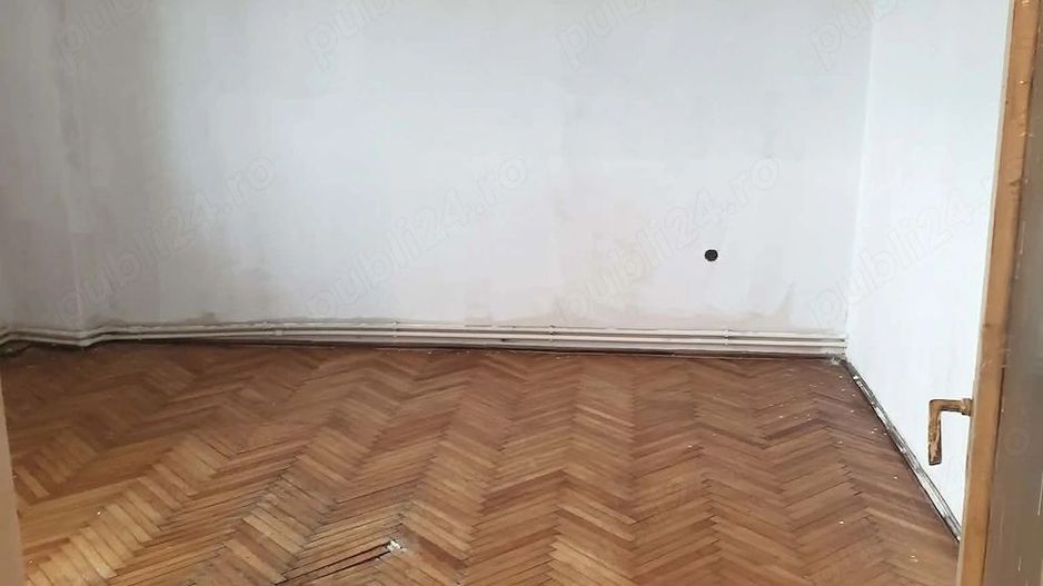 BRASADAS vinde ap 4 cam etaj 10/10 Careiului. - Poză 6