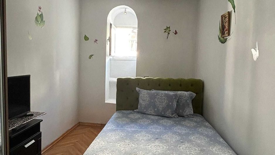 De vânzare apartament cu 4 camere în zona Cișmigiu - Poză 3