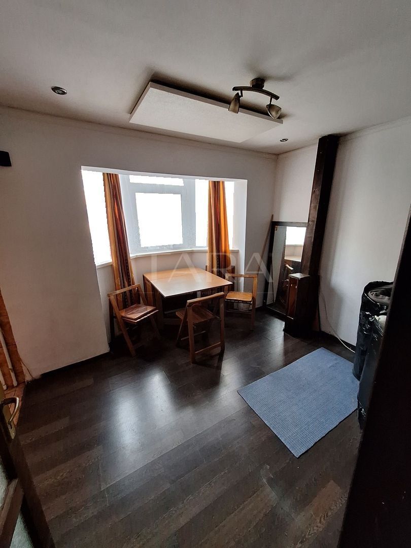 Garsoniera zona La Terenuri - Poză 1