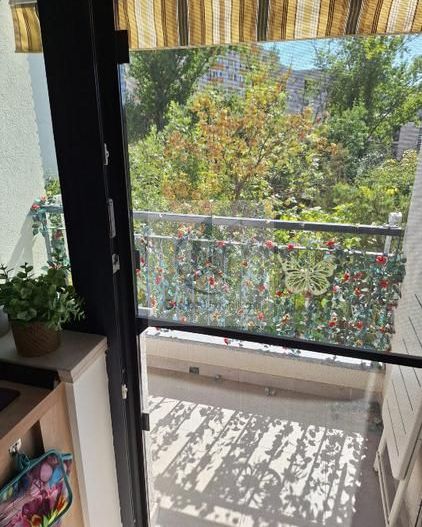 Apartament in zona linistita, aproape de toate facilitatile urbane - Poză 7