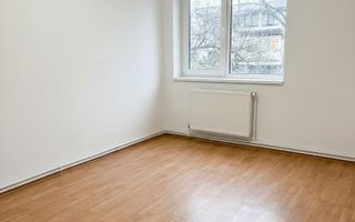Vanzare apartament 3 camere, Mazepa 1, 61 mp, 75.000 EURO - Poză 4