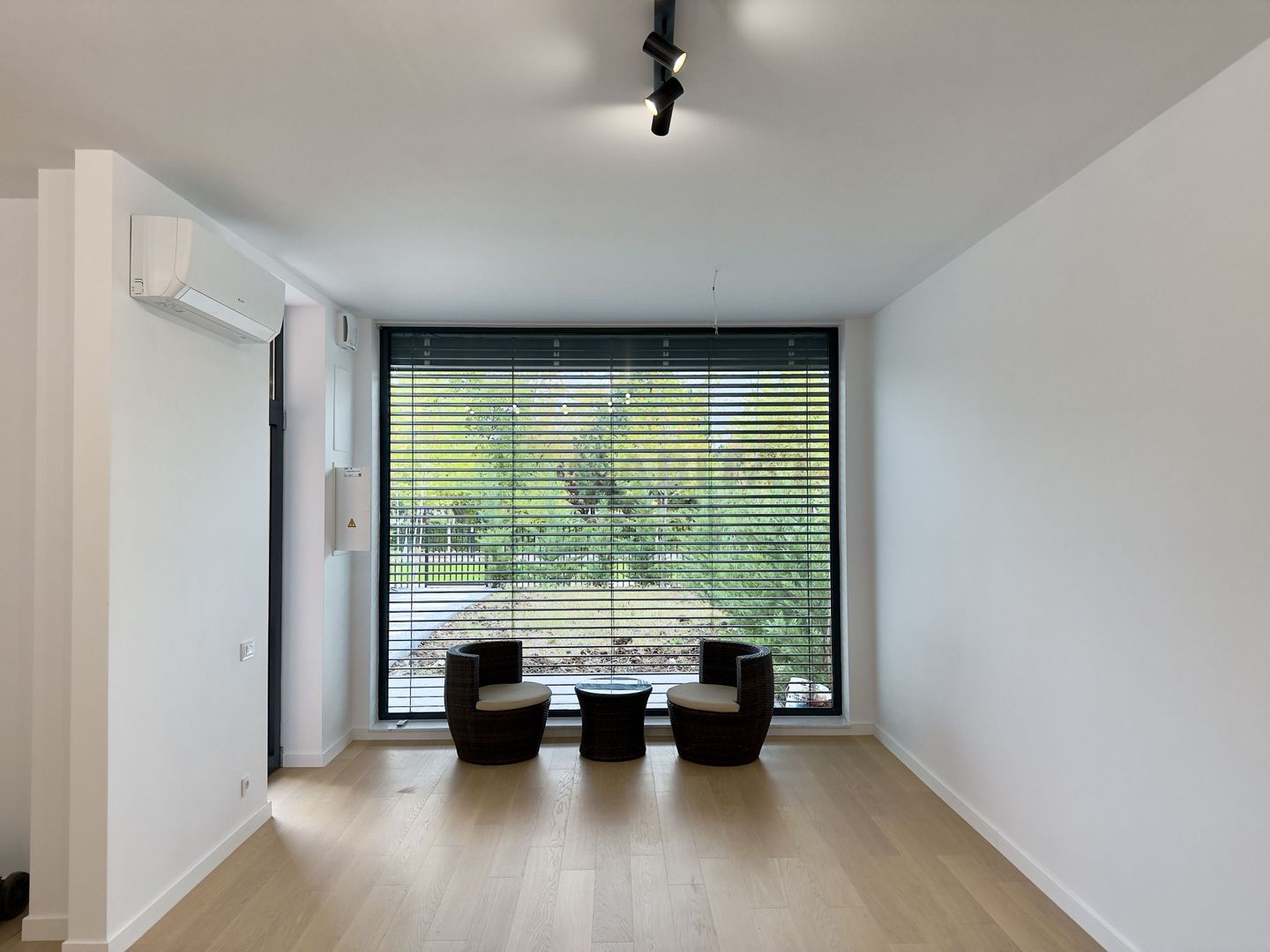 Vila urbana 3 camere | Tunari-Parc - Poză 15