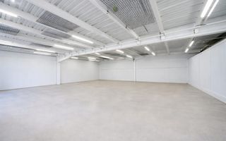 Showroom | Spatiu comercial premium, parter + etaj, multifunctional - Poză 10