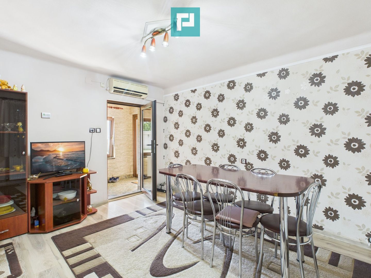 Casă modernă cu 2 corpuri, 5 camere în Pecica - Poză 15