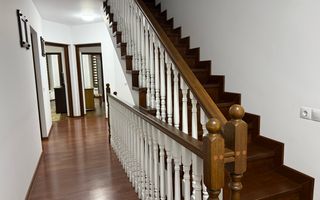 Casa / Vila cu 7 camere de vanzare in Ovidiu Sud Constanta - Poză 8