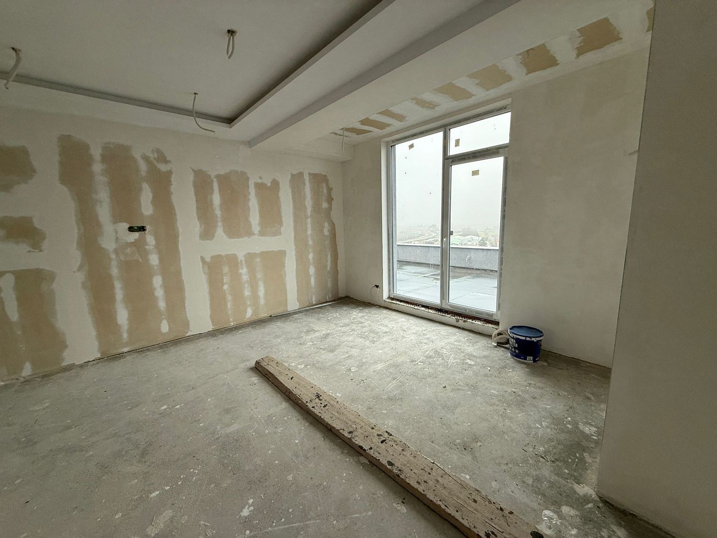 VAND PENTHAUSE RADAUTI | 200.000 EURO | - Poză 1