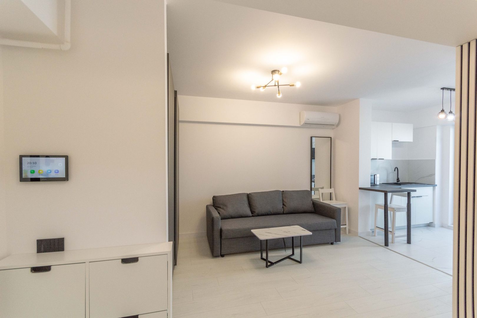 Titan | Gura Calitei | Astorium Life, Garsoniera premium, loc parcare - Poză 2