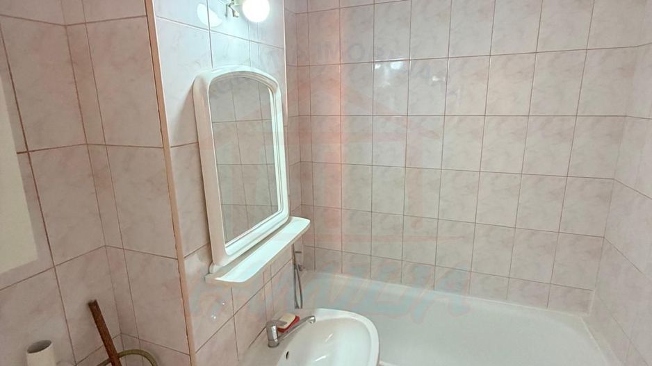 Inchiriem apartament cu o camera la PS-uri , tiglina 1, pret 250 euro. - Poză 13