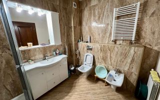Apartament|4 camere | zona Calea Dumbravii | Lift | Parcare subterana - Poză 8