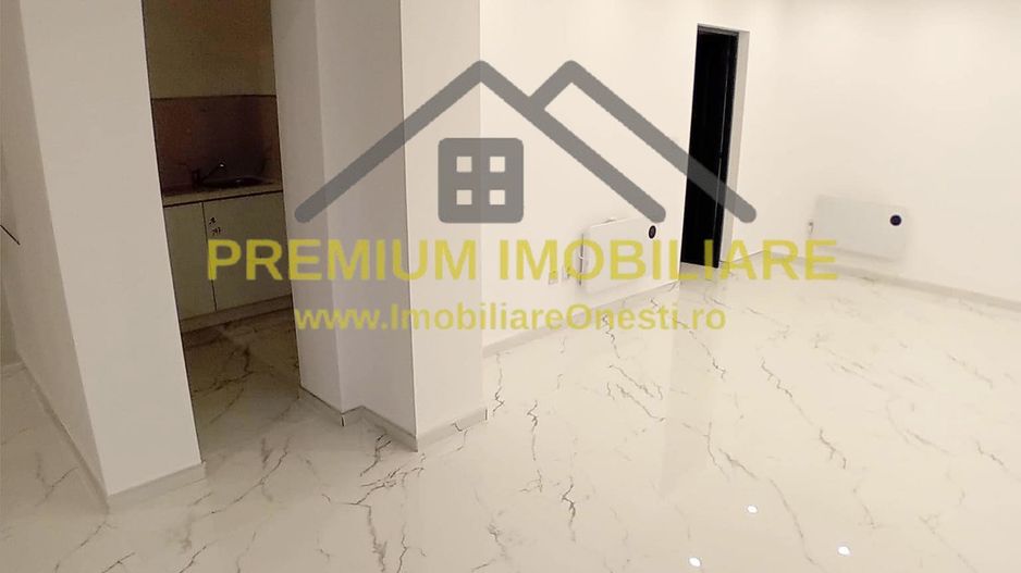 Spatiu Comercial de Vanzare sau Inchiriere In Onesti - Zona centrala - Poză 2