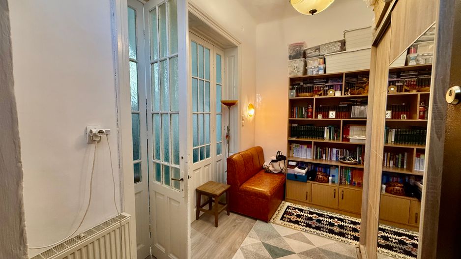 Căsuță interbelică în Cartierul Evreiesc | 225 mp teren | Curte liberă 135 mp - Poză 8