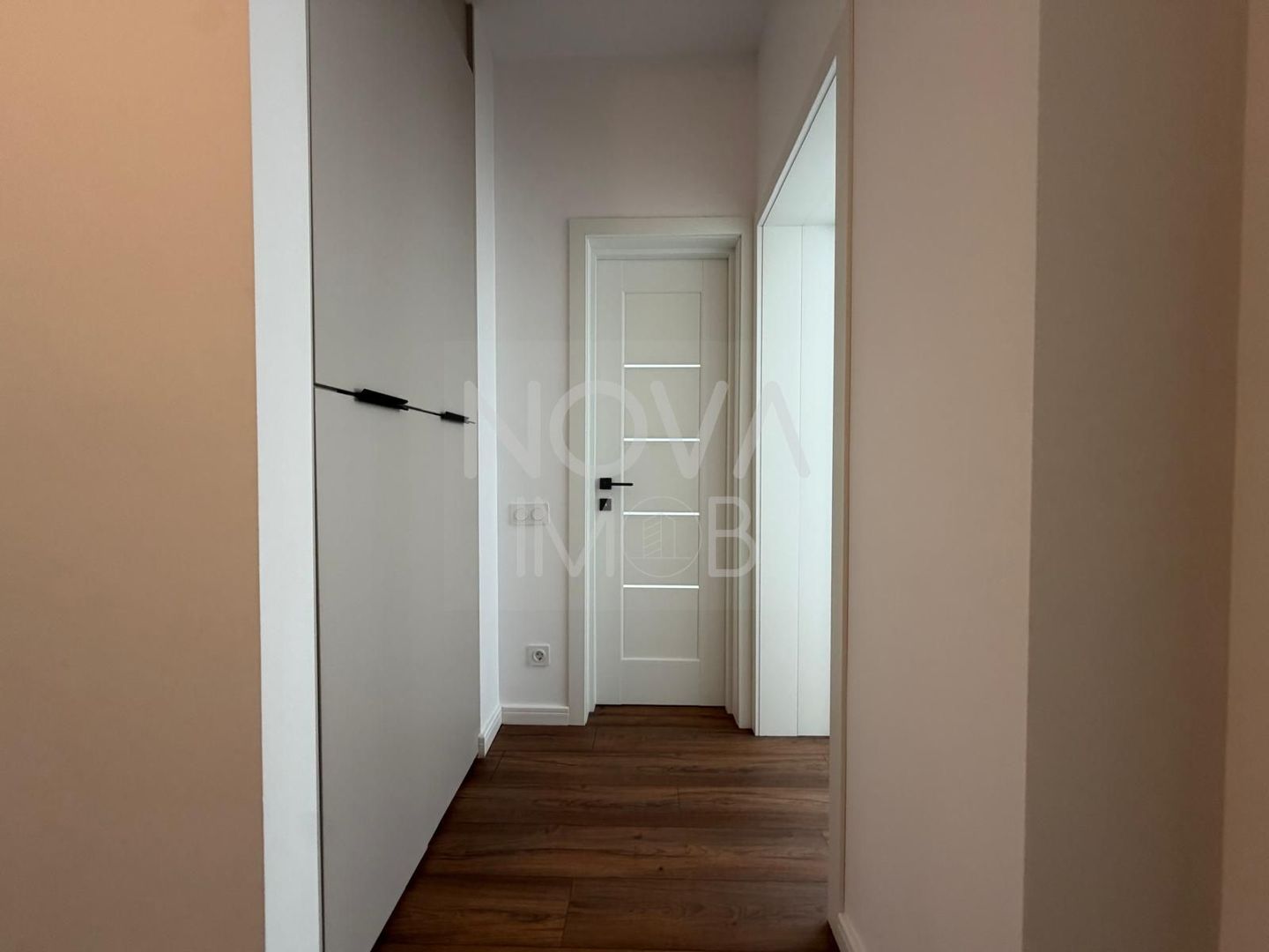 Apartament modern - 3 camere, prima inchiriere - Strand - Poză 10