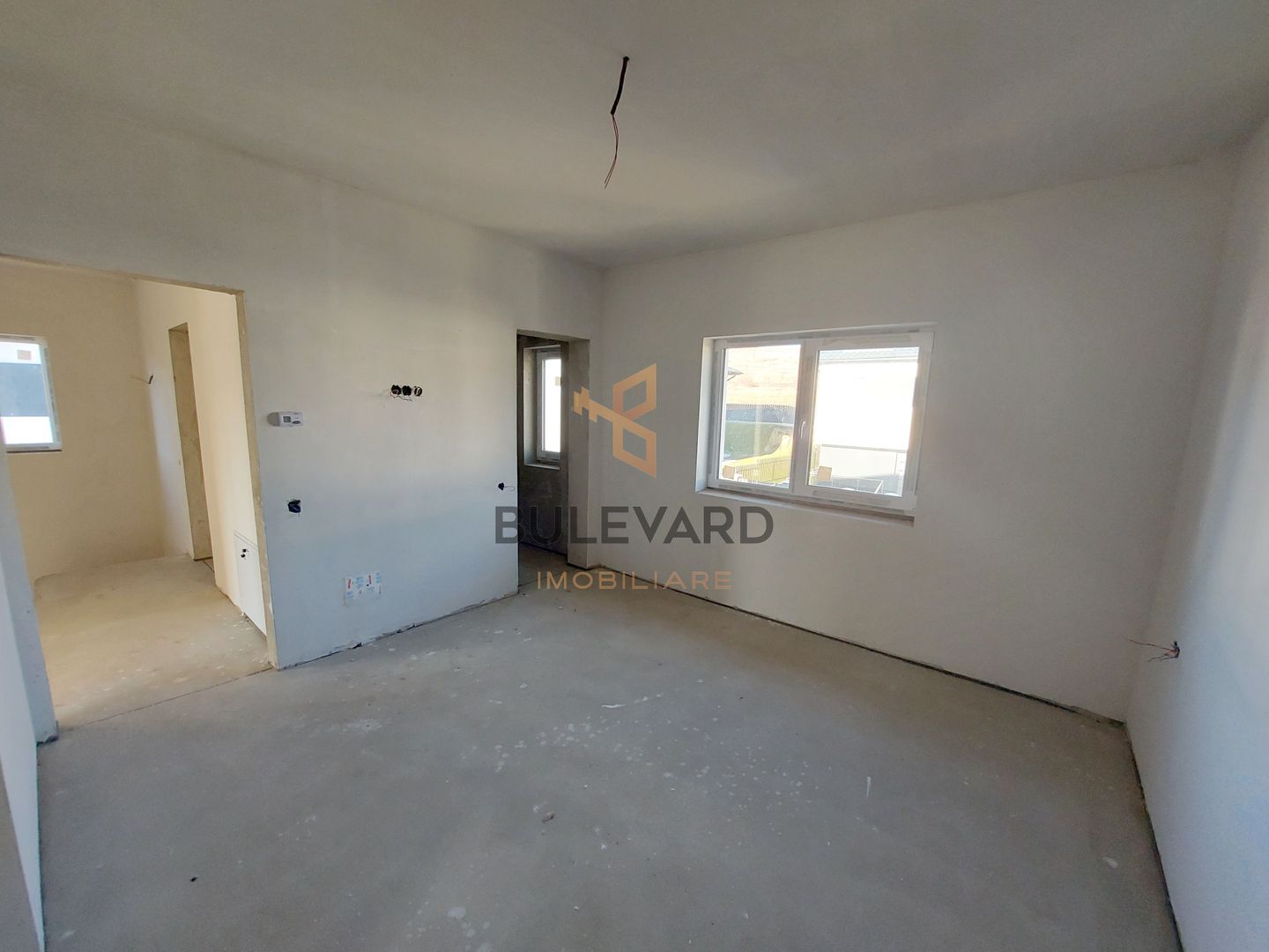 Case individuale cu teren de 440 mp+apartament la demisol! - Poză 12