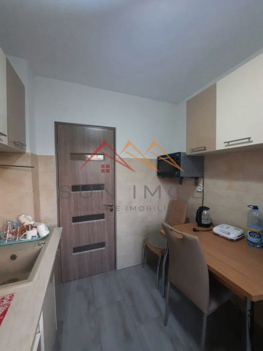 Apartament 2 camere, zona centrala, 1/4, CT, renovat recent, Campina - Poză 2