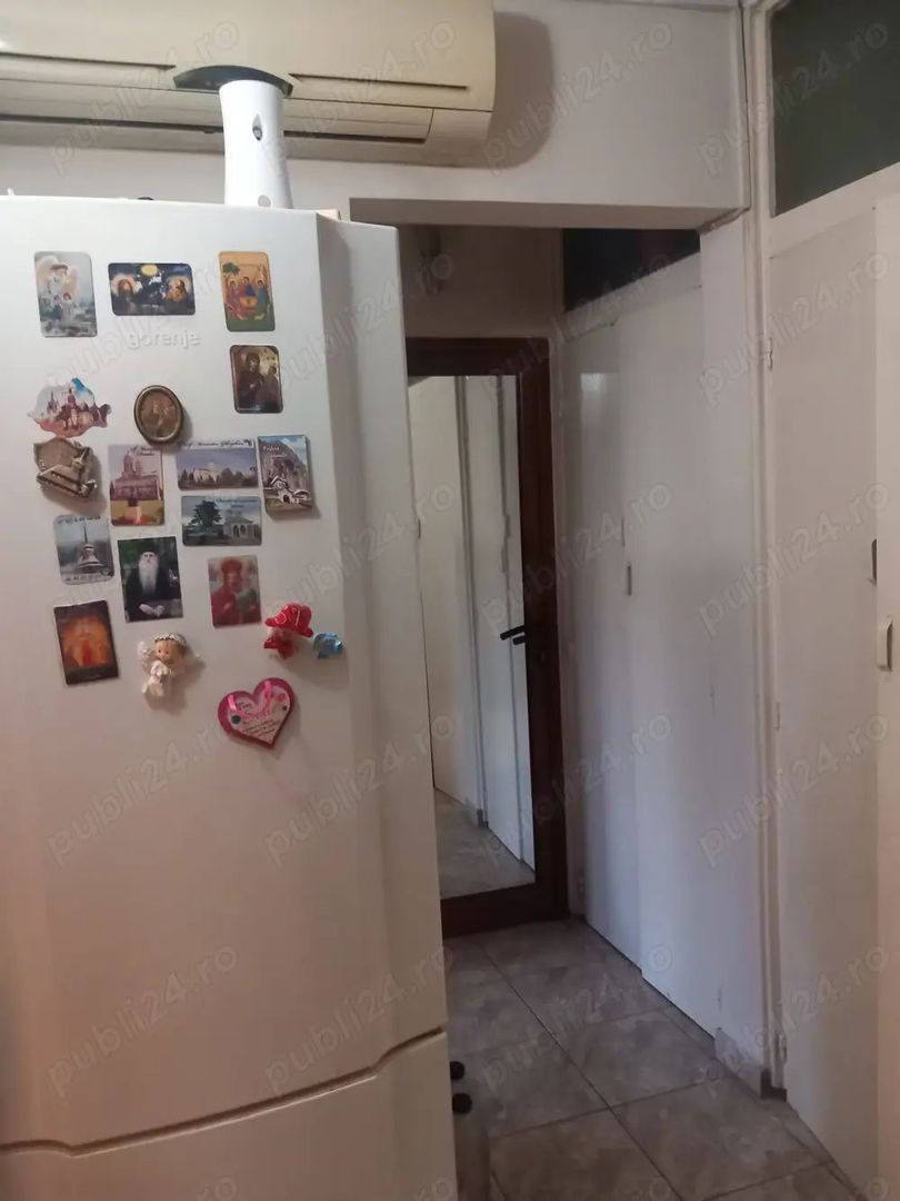 Apartament 2 camere, decomandat, etaj 4/4, Micro17 - Poză 6