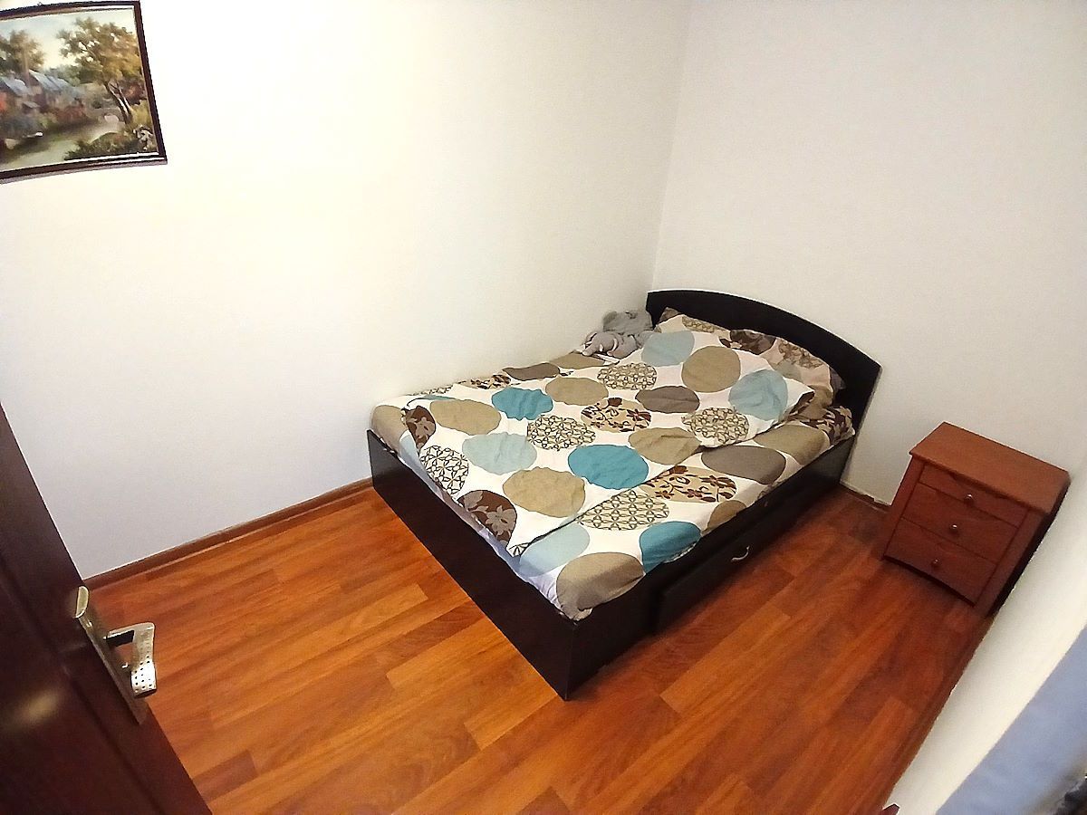 Apartament 2 camere Tecuci etaj 1 – zonă centrală - Poză 2