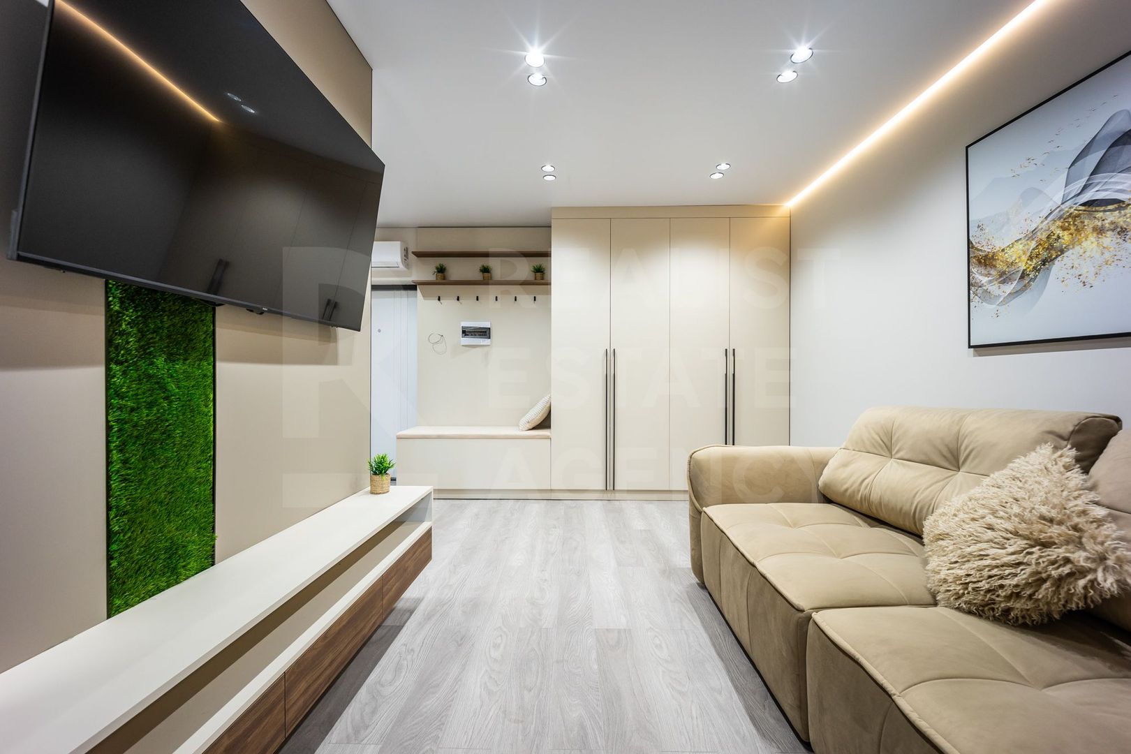 Vânzare, apartament, 2 camere, Str Nicolae Milescu Spătarul, Ciocana - Poză 1