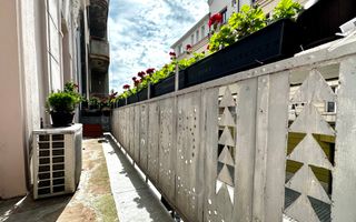 Apartament 4 camere,  cu vedere spre centrul vechi din Piața Unirii - Poză 14