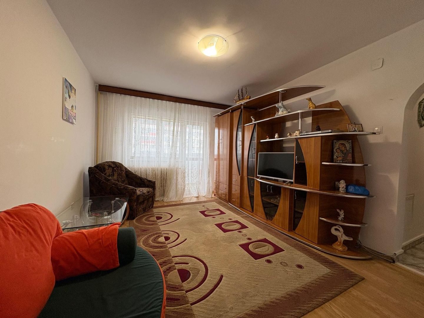 AP. 2 CAMERE P-TA SUDULUI, BLOC REABILITAT, BUCATARIE INCHISA,METROU - Poză 1