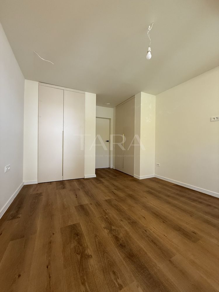 Apartament cu 3 camere, 60 mp, renovat, încălzire în pardoseală. - Poză 5