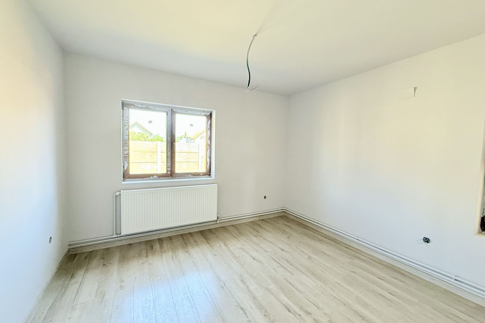 Preț redus 10.000 Eur | Casa finisata, teren 450 mp, in Pecica - Poză 9