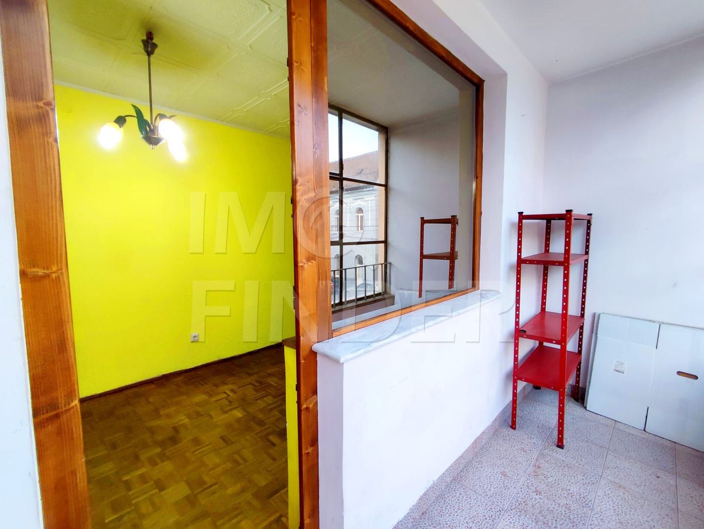 2 camere  etajul 1 zona strazii Horea - Poză 4