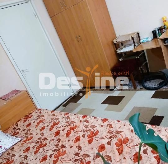 Apartament cu 3 camere de vanzare zona centrala - Poză 10