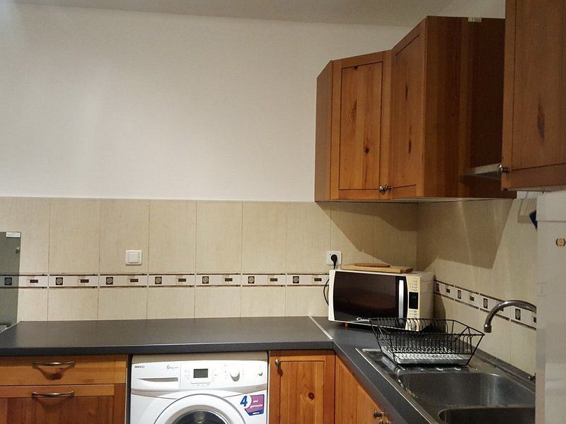 Garsoniera in Greenfield mobilata cu parcare - Poză 3