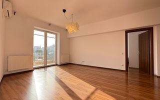 Apartament 3 camere modern – 2015, luminos - Poză 6