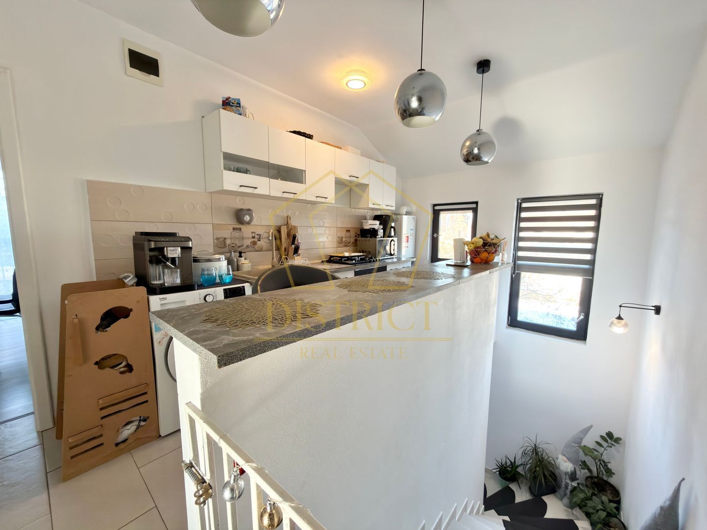 Apartament cu 2 camere complet mobilat si utilat la etajul 1 in Giroc la asfalt. - Poză 11