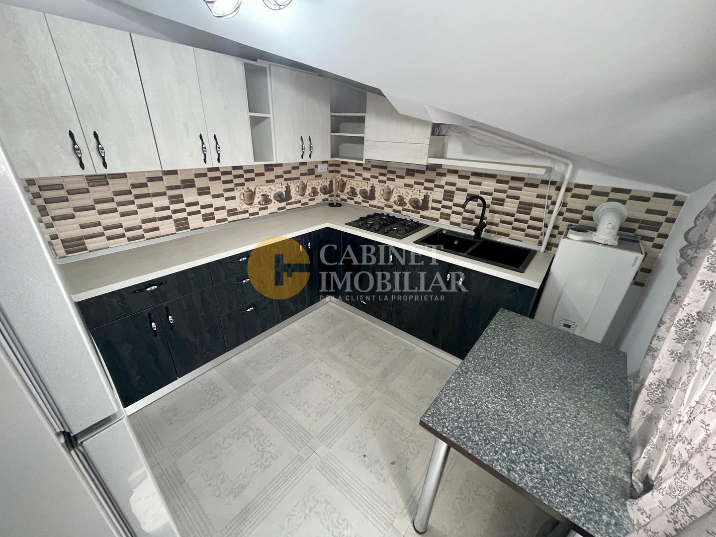 Bucium, 3 camere decomandate, 78 mp, bloc nou - Poză 5