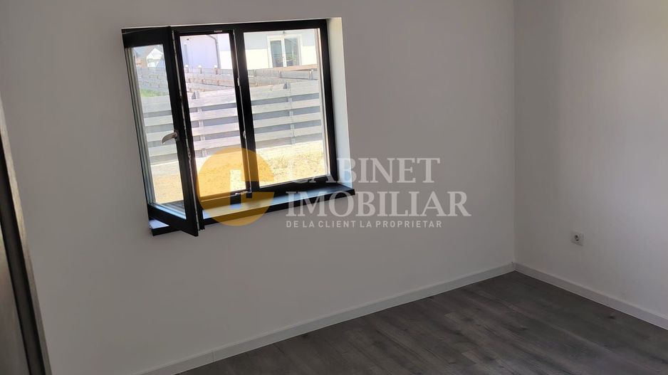 🏡 CASĂ DEOSEBITĂ  PLAN PARTER + MANSARDĂ  - VOINESTI - 110.000 EURO 🏡 - Poză 8