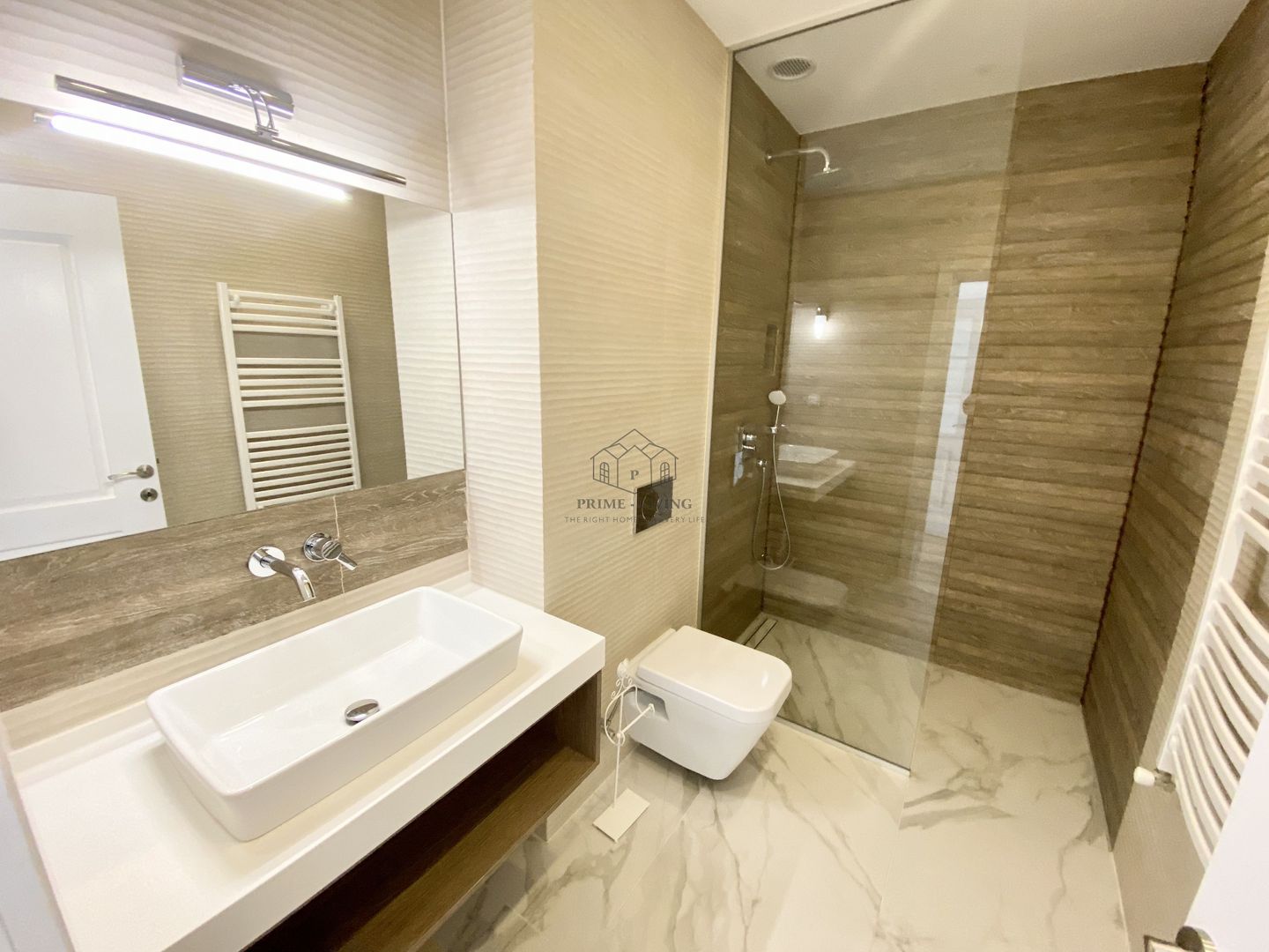 VILA SPATIOASA CU 5 CAMERE LA INCHIRIERE IN COMPLEX REZIDENTIAL - Poză 20