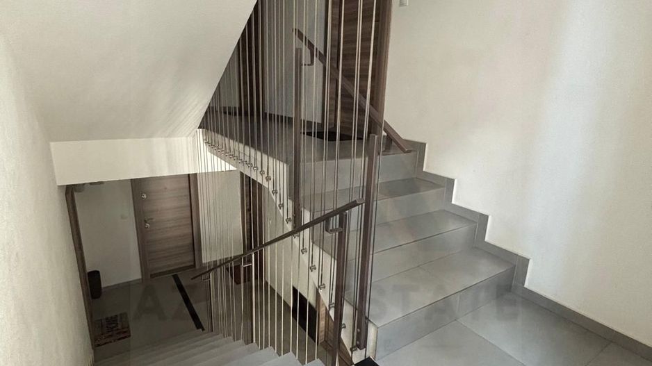 Apartament impecabil 69,5mp 3 camere  2 băi etaj 1 cu loc de parcare - Poză 30