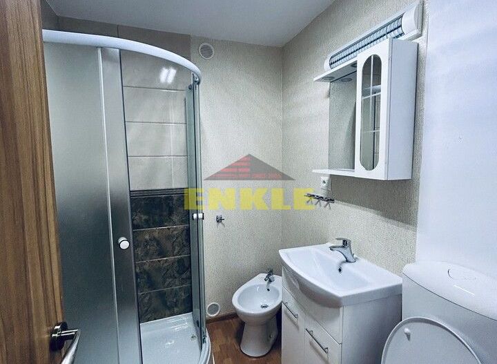 De inchiriat Spatiu Comercial, zona Unirii. pret 350 euro negociabil! - Poză 6