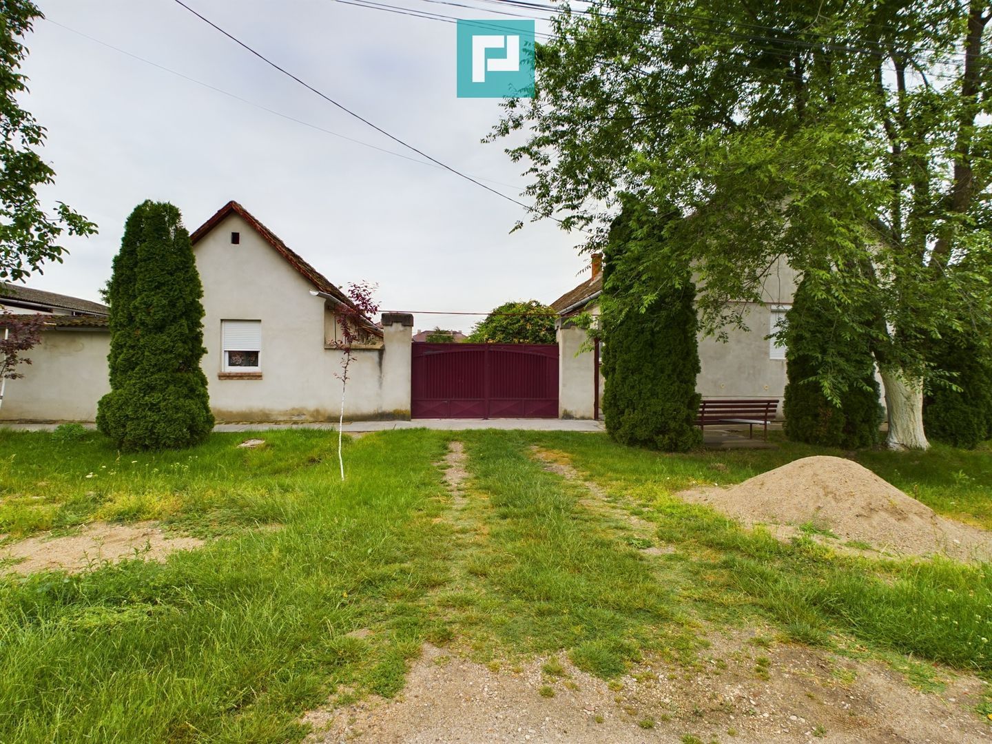 Casă cu 5 camere – Sântana centru, jud. Arad - Poză 1