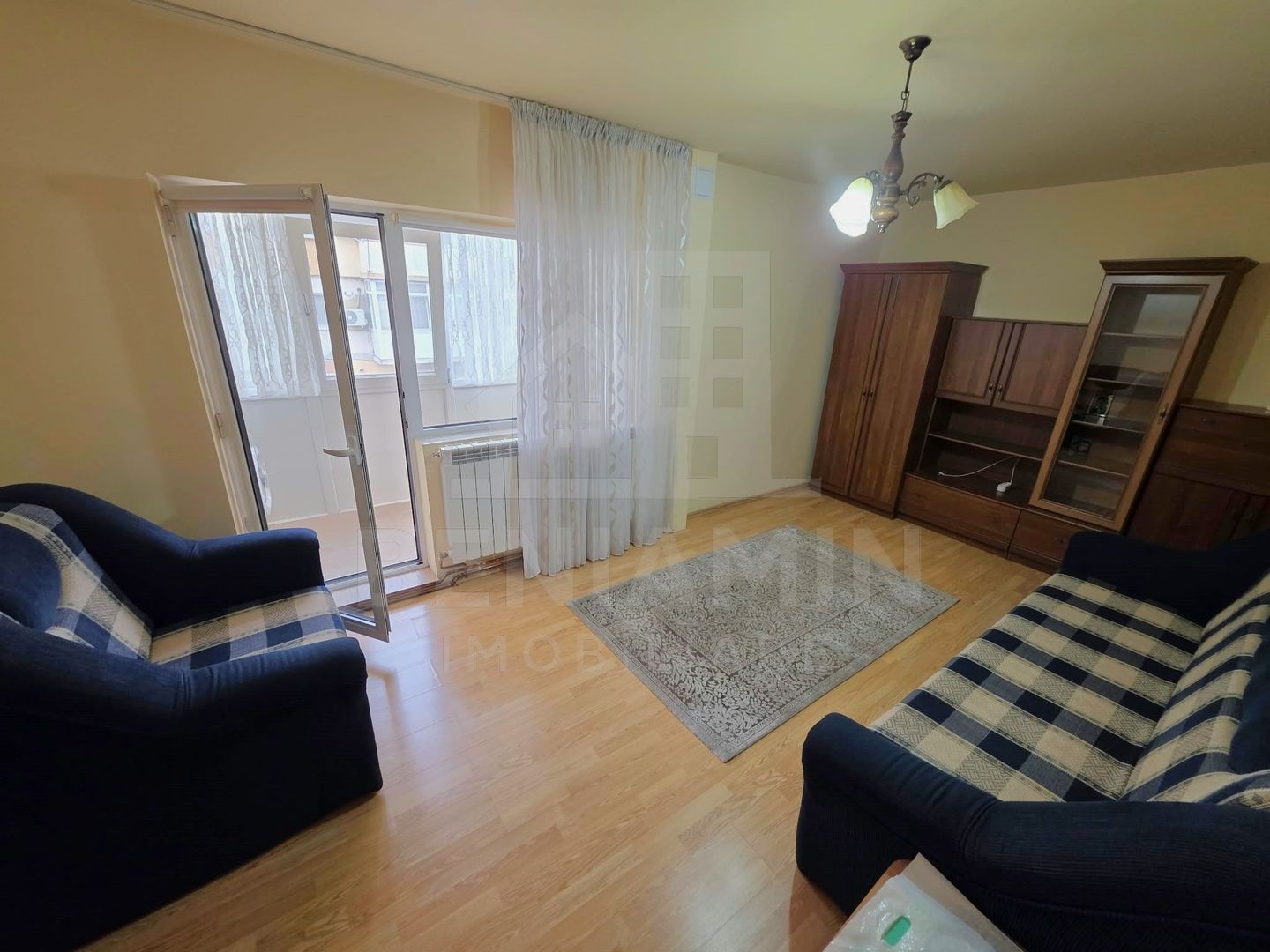 Garsoniera decomandata 38MP Etaj1 Craiovita-Noua - Centrala Proprie - Poză 1