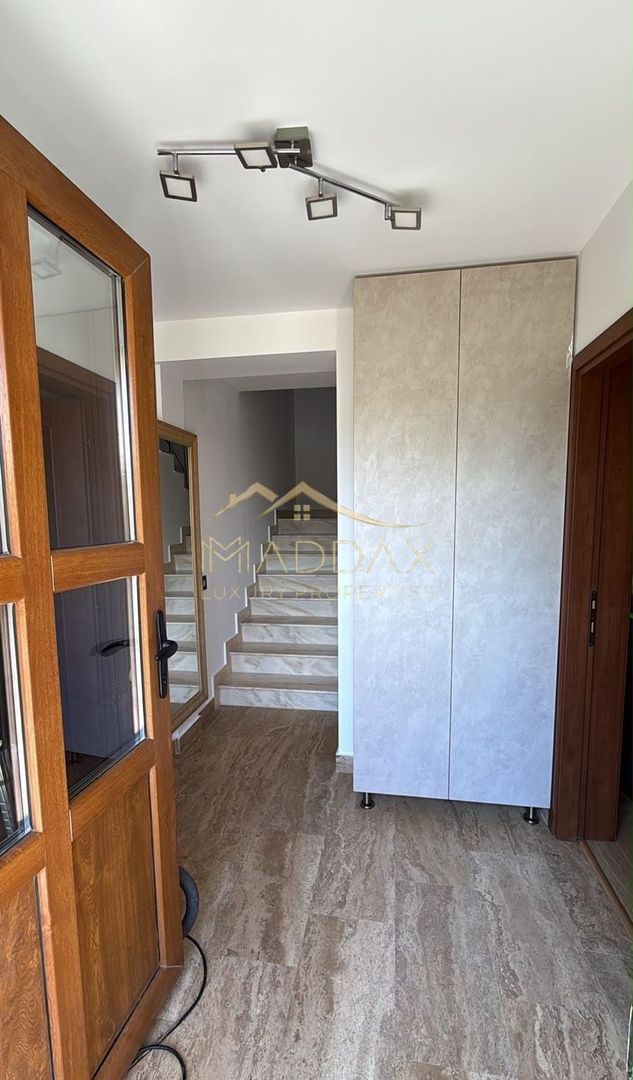 Casă Gata de Mutat | 180 mp Utili, 4 Camere, Mansardă și Garaj pentru Familia Ta - Poză 13
