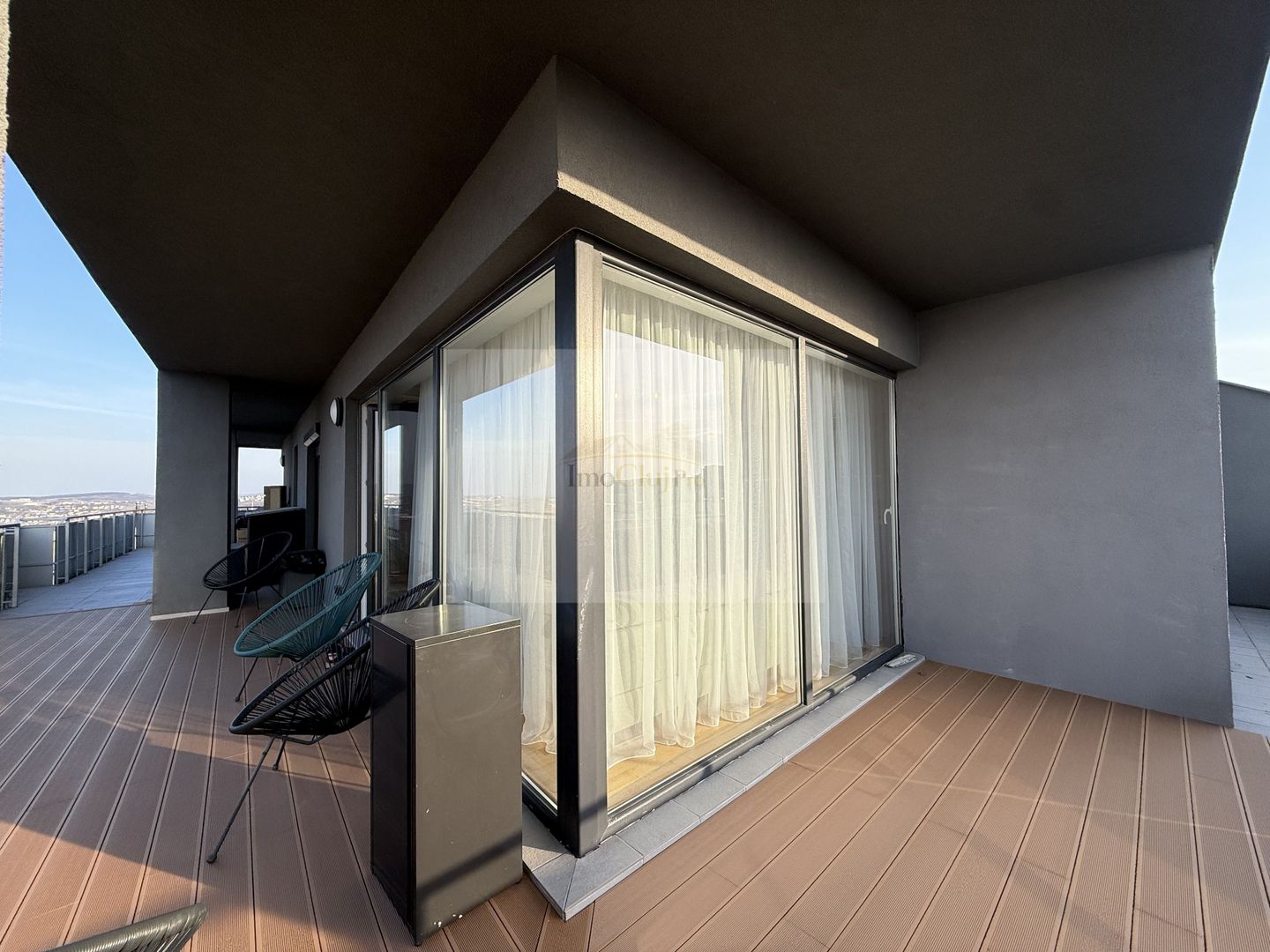 Vanzare 4 camere  + terasă 105 mp, view panoramic, Bună Ziua - Poză 13