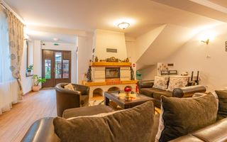 Pensiune Râșnov, 13 camere plus locuință proprietar, zonă Cetate - Poză 3