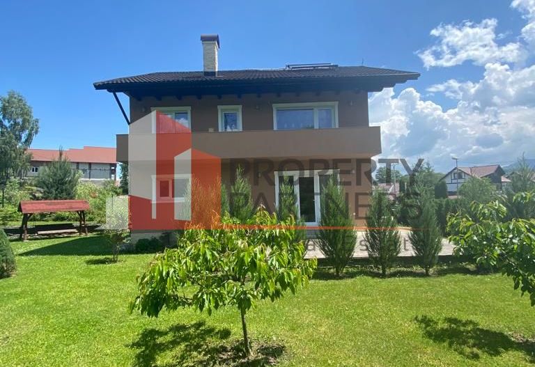 Vila de locuit in Bran/Predelut cu panorama superba. - Poză 37