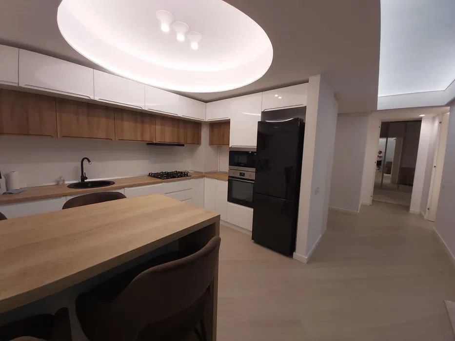 Prima închiriere – Apartament modern 3 camere Cortina North - Poză 5