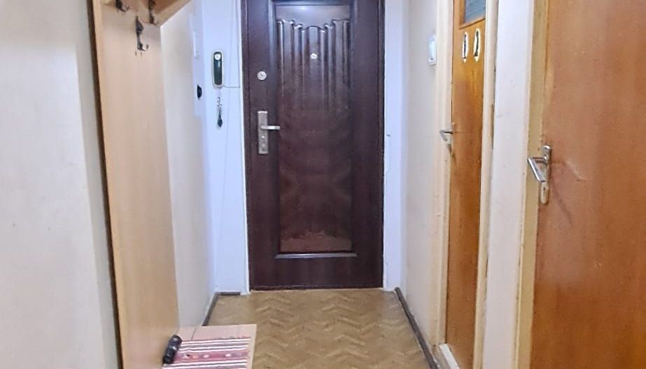 Drumul Taberei, 400 m metrou Raul Doamnei, etaj 2 din 10, decomandat - Poză 2