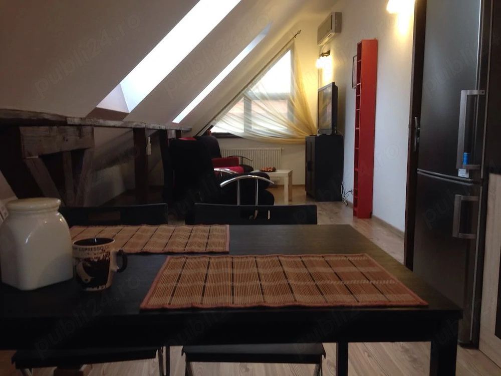 De vanzare Apartament 2cam, etaj 2 mansardat Branccoveanu - Poză 1