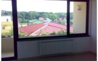 De vanzare apartament 3 camere| Voluntari |spatios cu vedere la padure - Poză 7